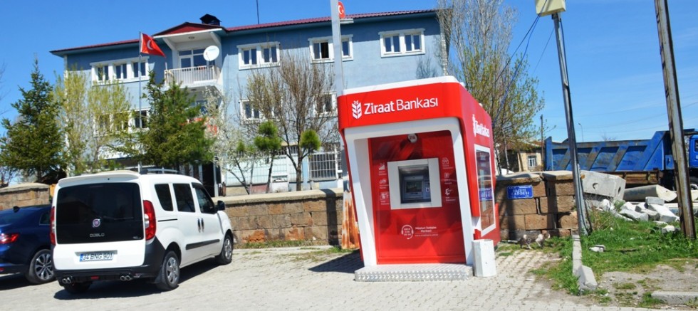 Erentepe’de Ziraat Bankası ATM’si kuruldu
