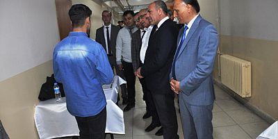 Bulanık Said Nursi Anadolu Lisesi’nde TÜBİTAK Bilim Fuarı açıldı 